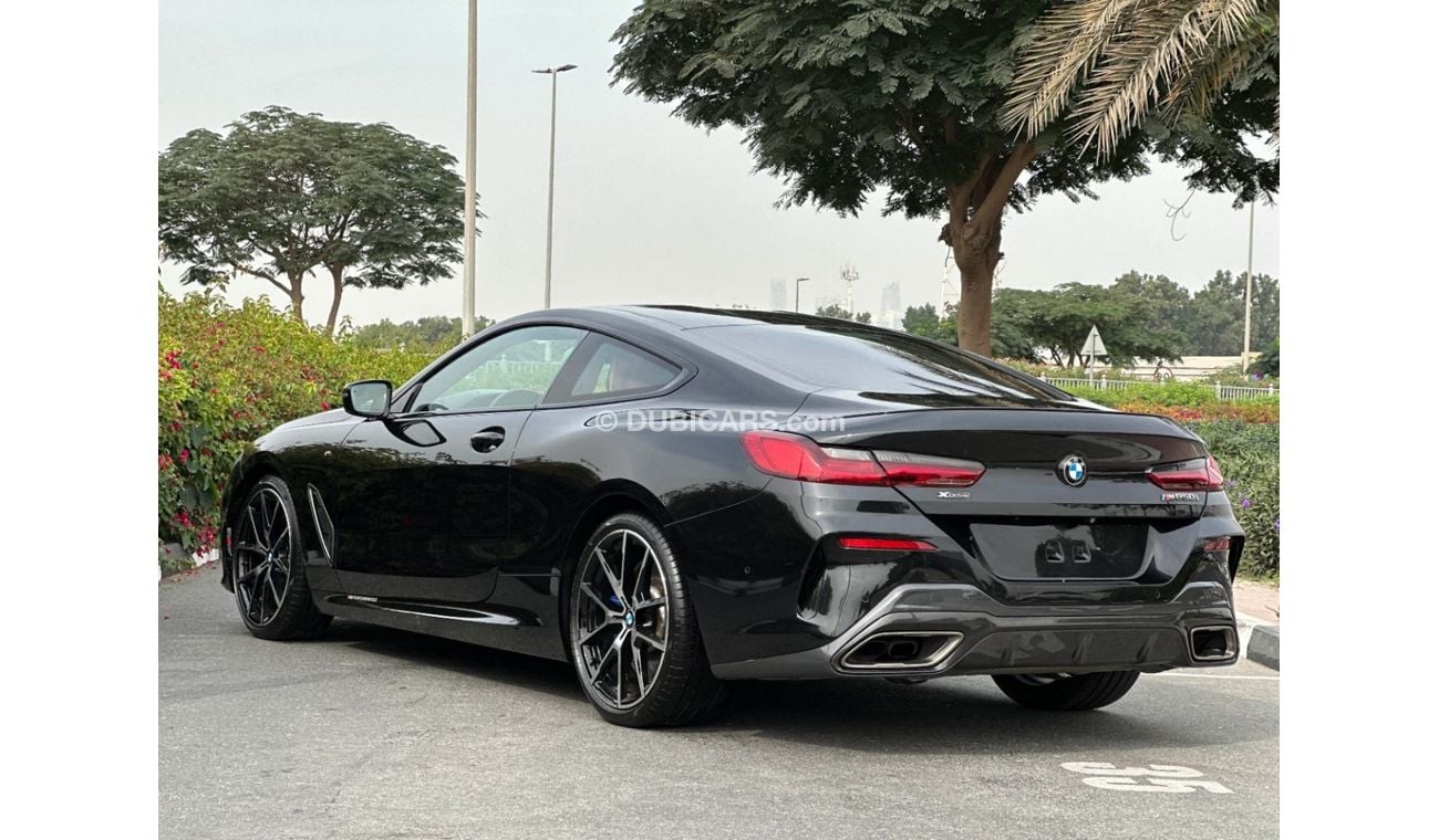 BMW M850i Carbon Edition 4.4L BMW M850i Performance V8 525HP | GCC | 2019 | Single Owner / Carbon Fiber Editio