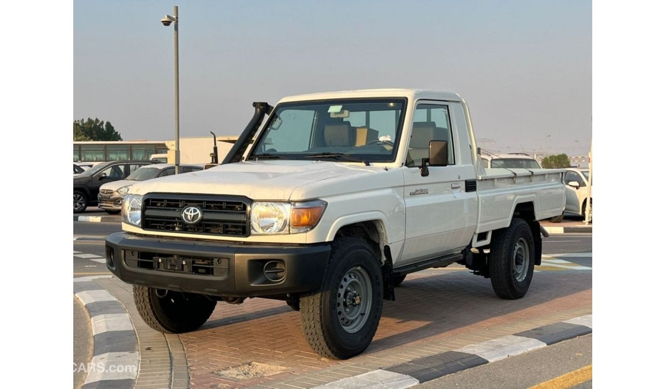 تويوتا لاند كروزر بيك آب LC79 SC PICKUP MT