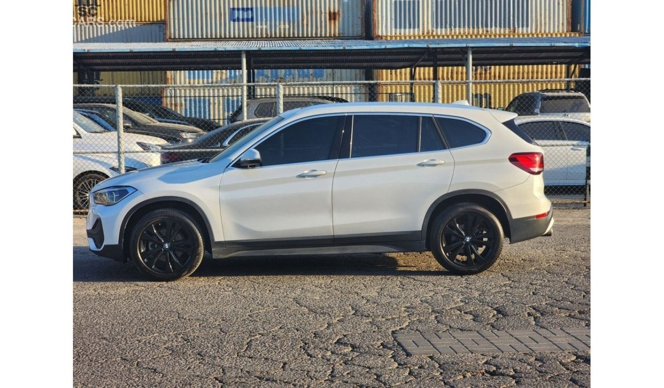 بي أم دبليو X1 sDrive 20i 2022 BMW X1 sDrive20Li - Long - 1.5 - Low Mileage