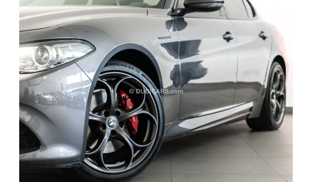 Alfa Romeo Giulia Veloce 2019 Alfa Romeo Giulia TI / Full Alfa Romeo Service History