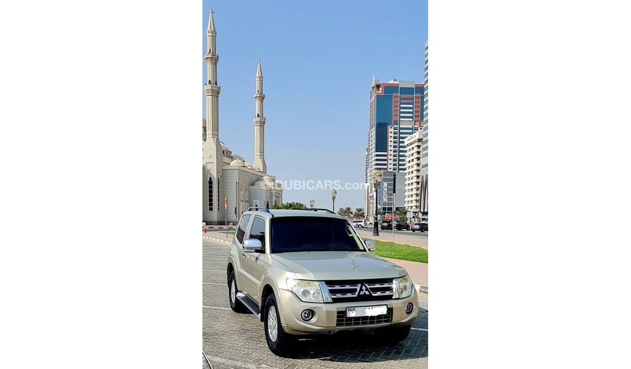 Mitsubishi Pajero PAJERO 2013 GCC 2 DOOR  LOW MILEAGE