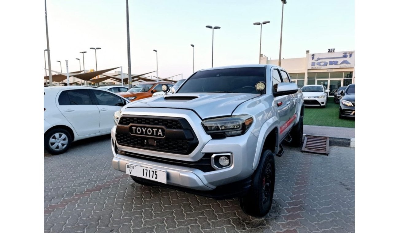 تويوتا تاكوما Toyota Tacoma TRD model:2023 V8 4x4 6 cylinder amrican space in good condition it has all lanch cont