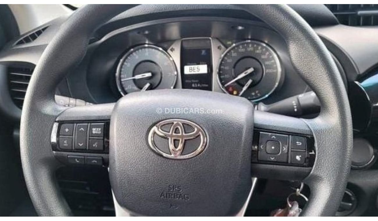 تويوتا هيلوكس New Toyota Hilux 2024 TOYOTA HILUX 2.7 AT WHITE Export only