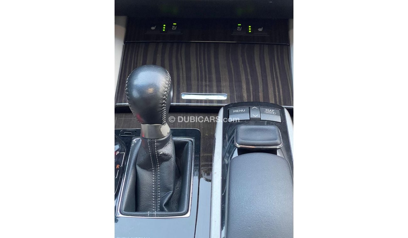 Lexus GS350 Platinum 3.5L PLATINUM / HEADS UP DISPLAY / 14 MOVE SEATER / REAR WHEEL DRIVE