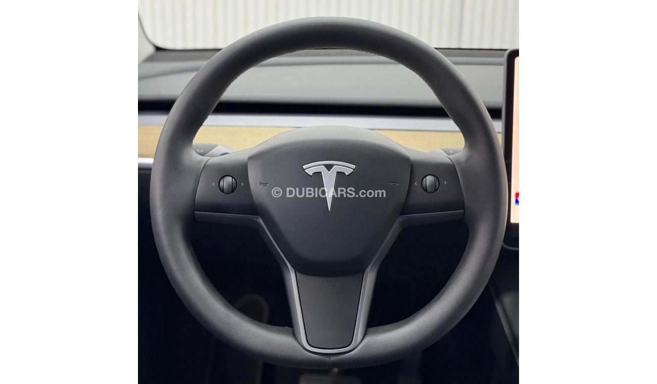 تسلا موديل Y 2023 Tesla Model Y, May 2027 Agency Warranty, Full Service History, GCC