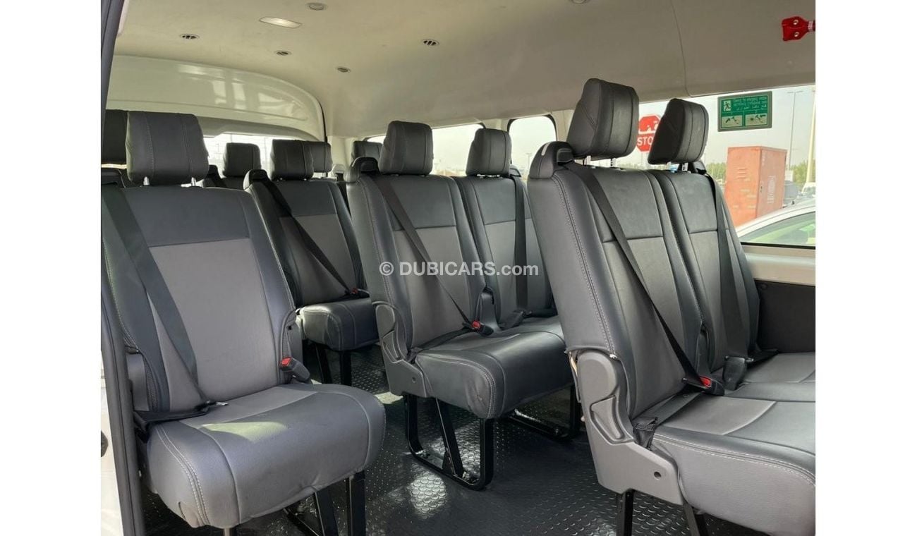 Toyota Hiace 2022 | 13 Seats | Highroof | Ref#336