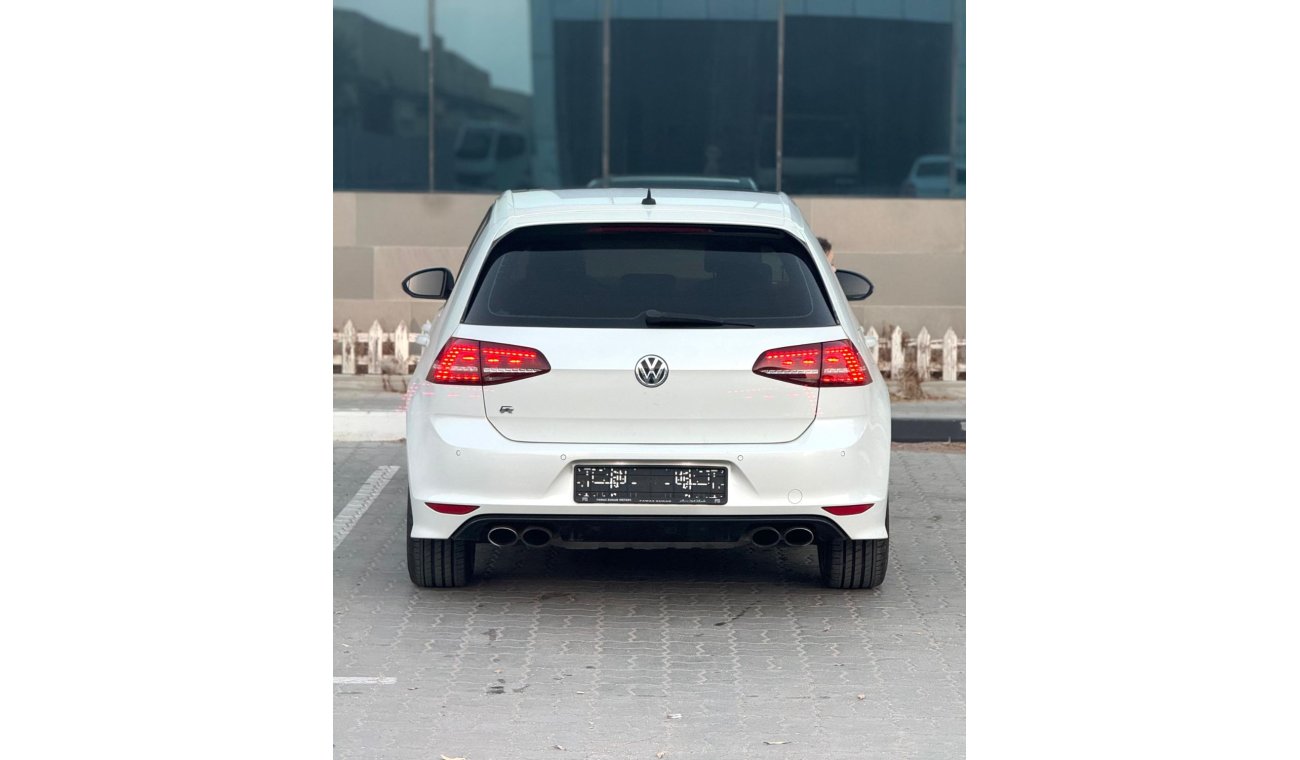 Volkswagen Golf R