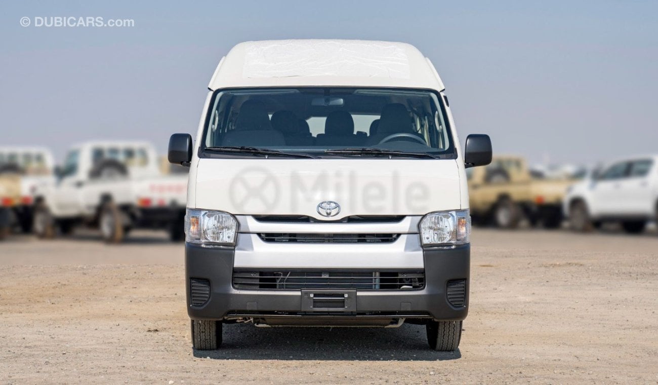 Toyota Hiace HR 2.5L DIESEL 15-SEATER: FABRIC SEATS, MANUAL A/C, POWER FRONT WINDOWS