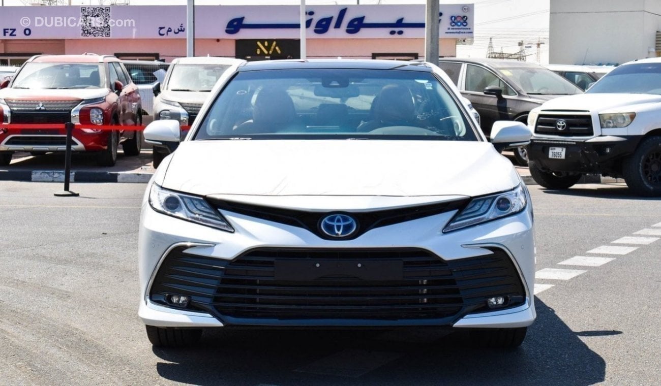 تويوتا كامري For Export Only !Brand New Toyota Camry Grande Hybrid CAM25-GRNDH 2.5L | White/Tan | 2023 |