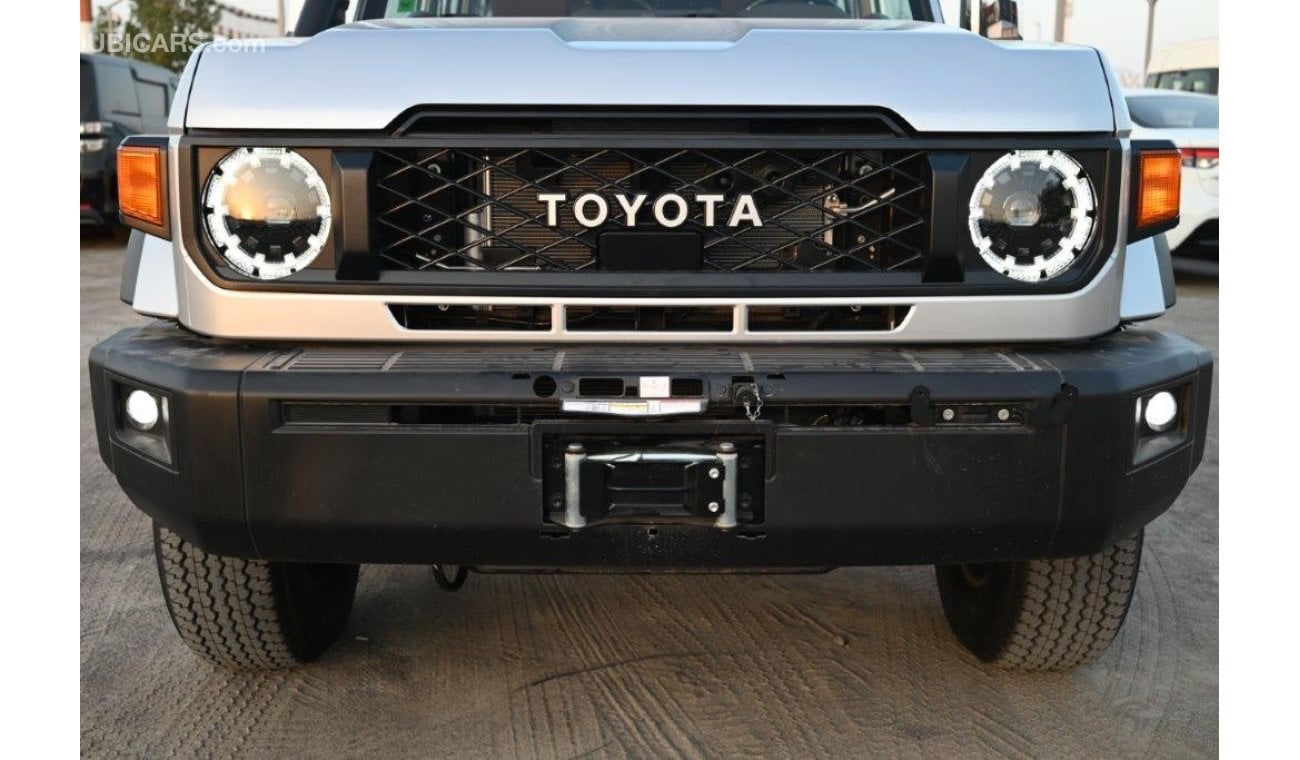 تويوتا لاند كروزر هارد توب 2024 TOYOTA LAND CRUISER 76 HARDTOP LX-G V6 4.0L PETROL 5-SEATER AUTOMATIC