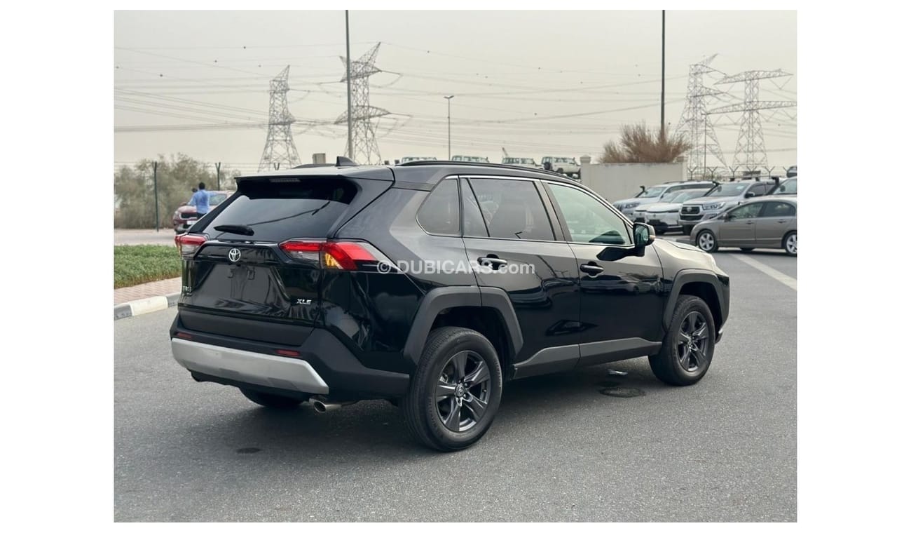 تويوتا راف ٤ TOYOTA RAV4 XLE 2023