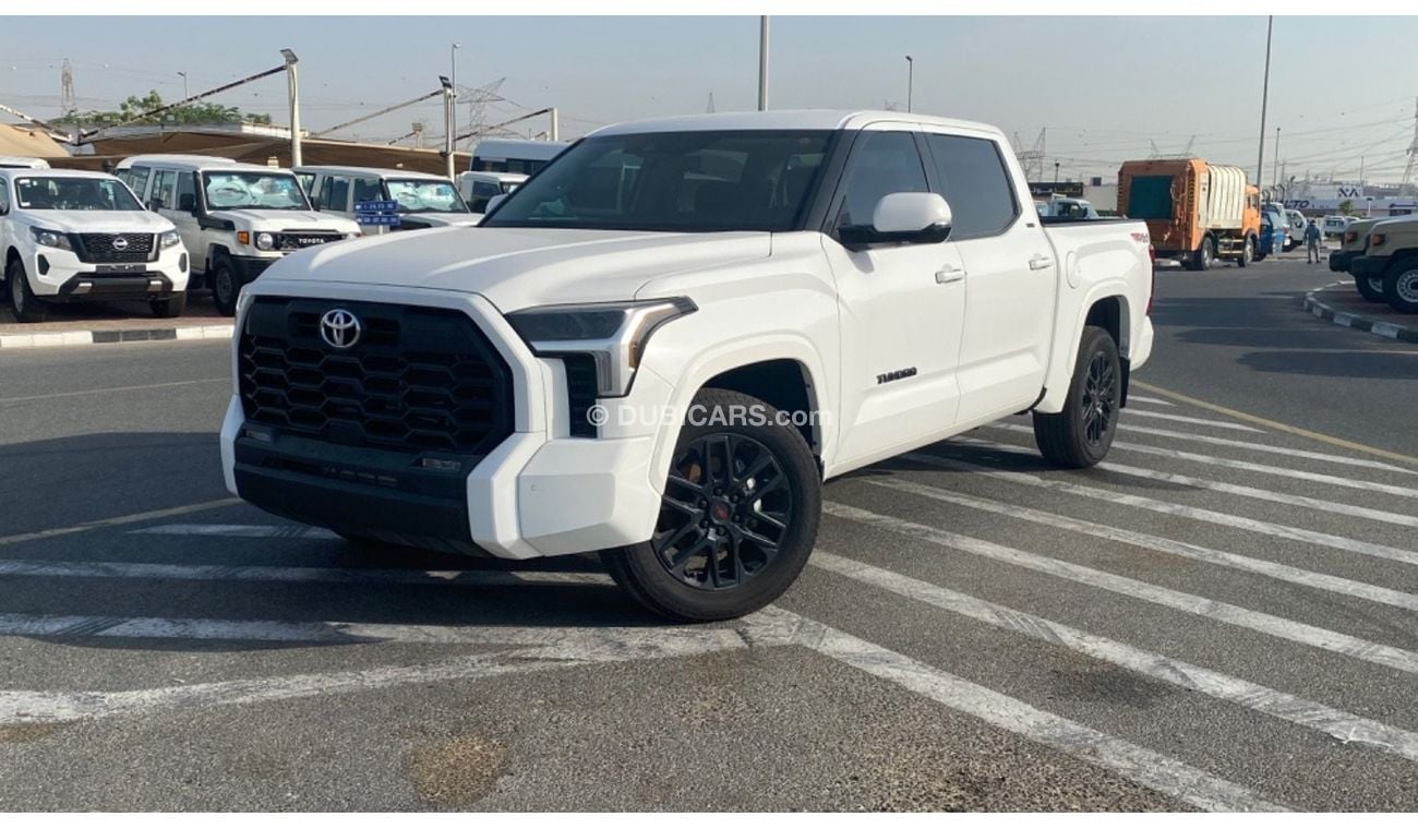 Toyota Tundra SR5  3.5 CAPSTONE HEV 4x4 CREW MAX. Brand New