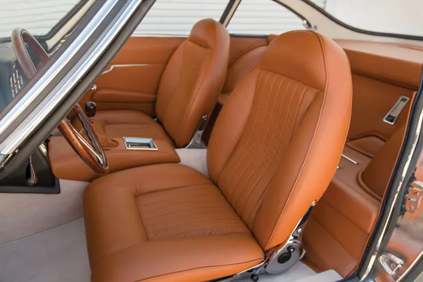 لامبورغيني 350 GT interior - Seats