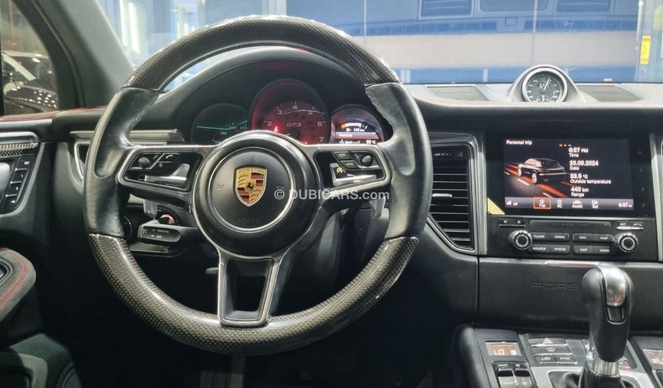 بورش ماكان PORSCHE MACAN GTS 2017 GCC UNDER PORSCHE WARRANTY ONLY 55K KM