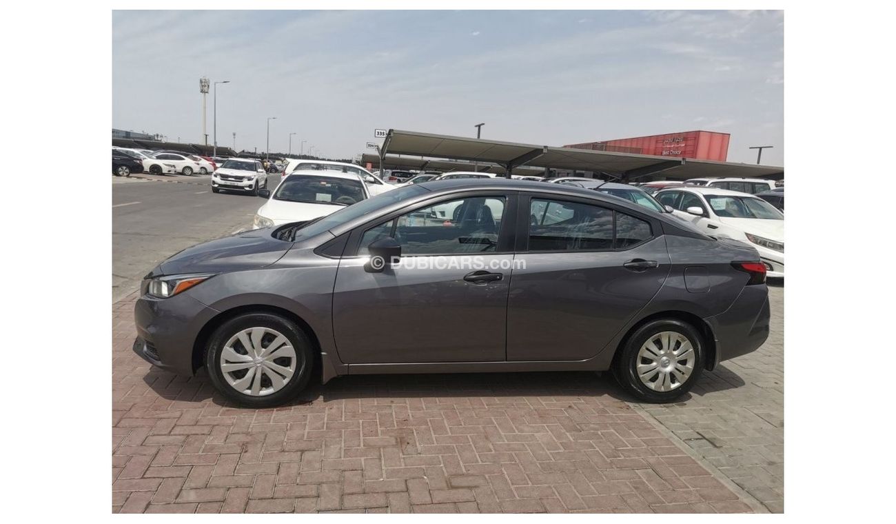 Nissan Versa