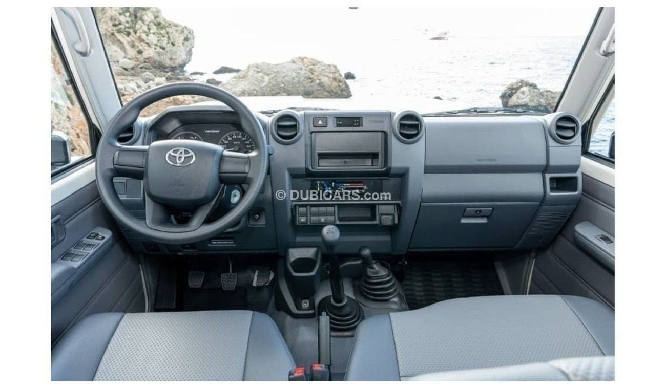 تويوتا لاند كروزر هارد توب Land Cruiser Hard Top LC76 4.5L 5door Diesel V8 2024 0KM