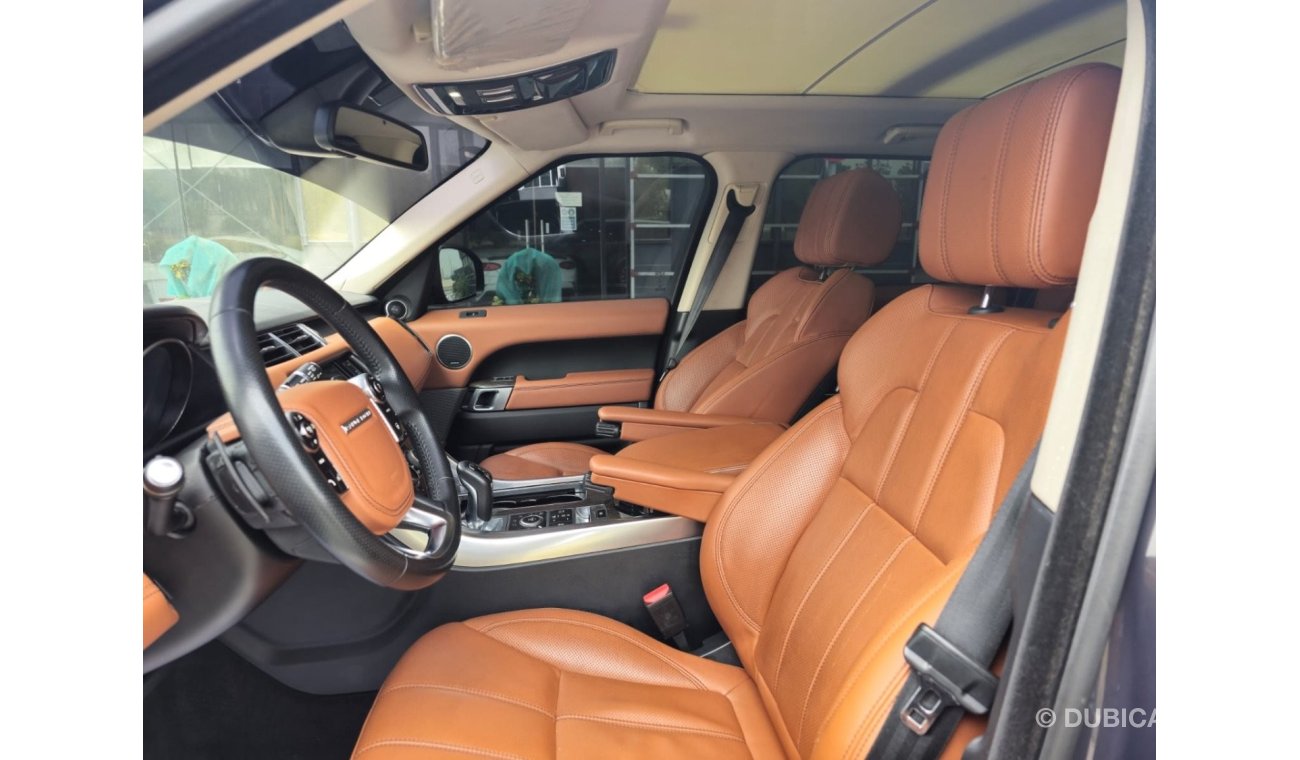 Land Rover Range Rover Sport Autobiography 2016 - Supercharged V8 Autobiography - Diesel - GCC - First Owner - Original Paint and accident free