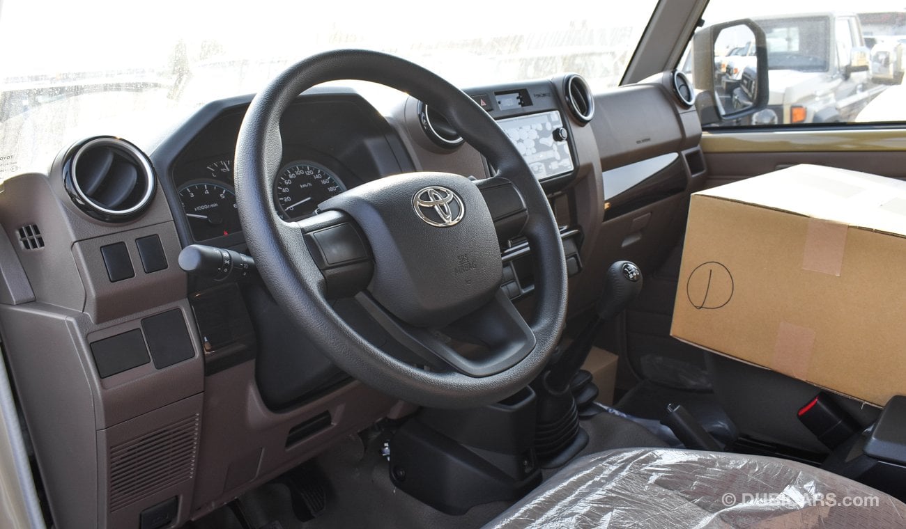 Toyota Land Cruiser Pick Up 4.0L V6 Petrol Double Cabin