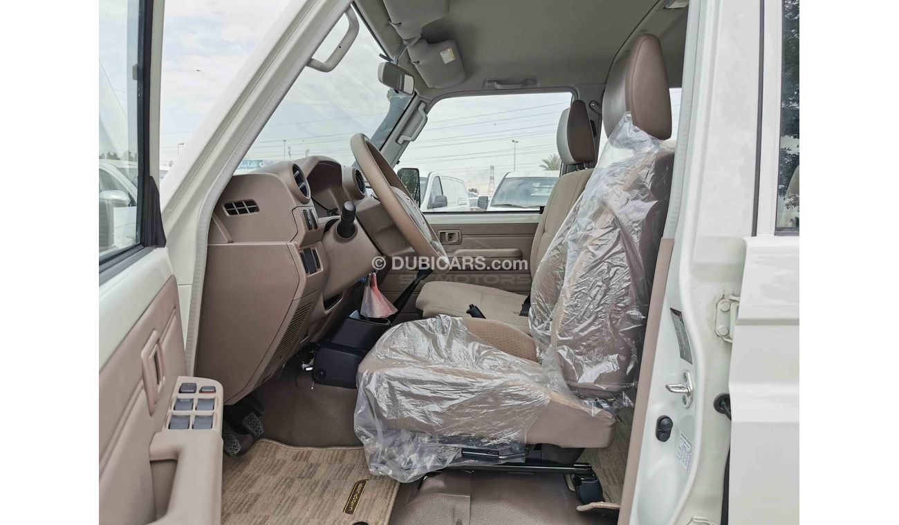 Toyota Land Cruiser Pick Up 4.5L V8 Diesel, 16" Tyre, Front Window Defrost Control, Dual Airbags, Fabric Seats (CODE # LCDC03)