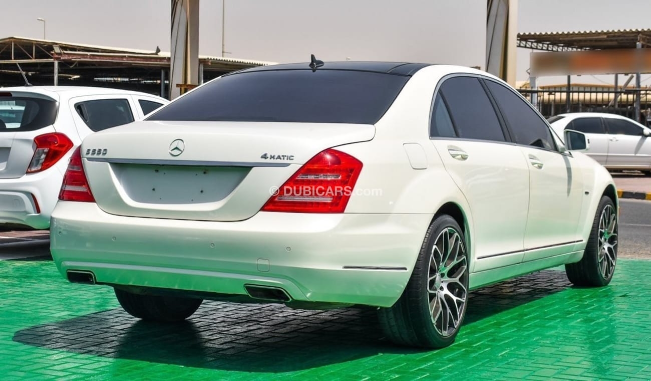 Mercedes-Benz S 550