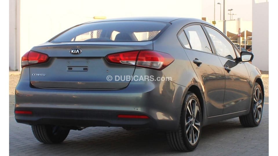 Used Kia Cerato 2017 GCC, in excellent condition, without accidents ...