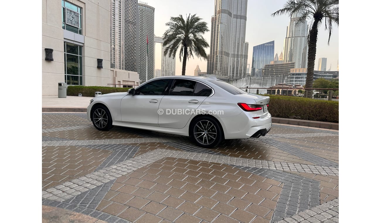 بي أم دبليو 330i