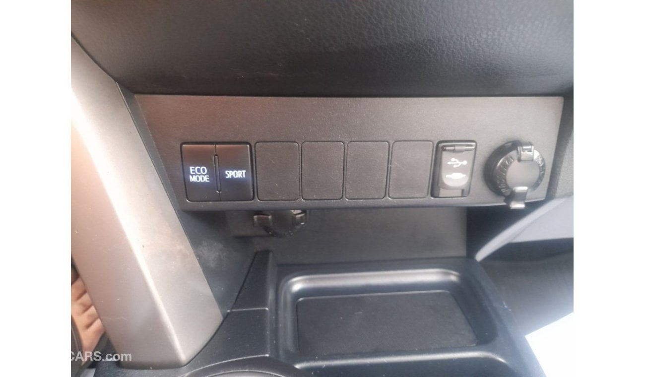 تويوتا راف ٤ Toyota Rav4 2017 Xle 4x4
