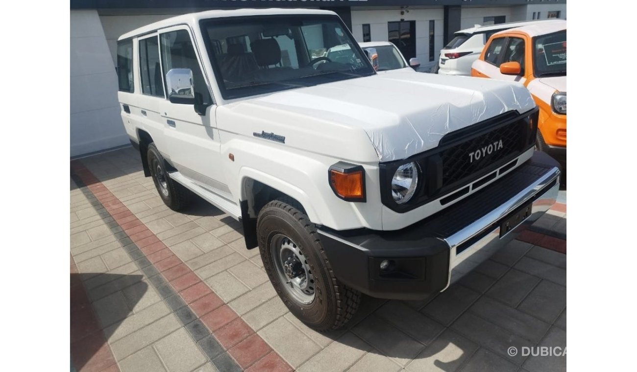 Toyota Land Cruiser TOYOTA LAND CRUISER GDJ76 2.8L STD(i) AUTOMATIC DSL (EXPORT ONLY)