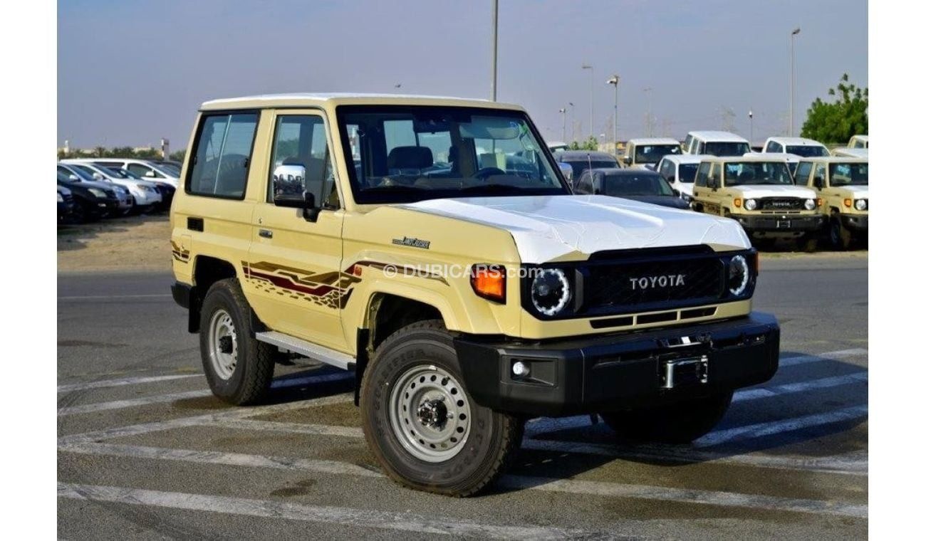 تويوتا لاند كروزر هارد توب DLX 2.8L DIESEL AUTOMATIC 4X4