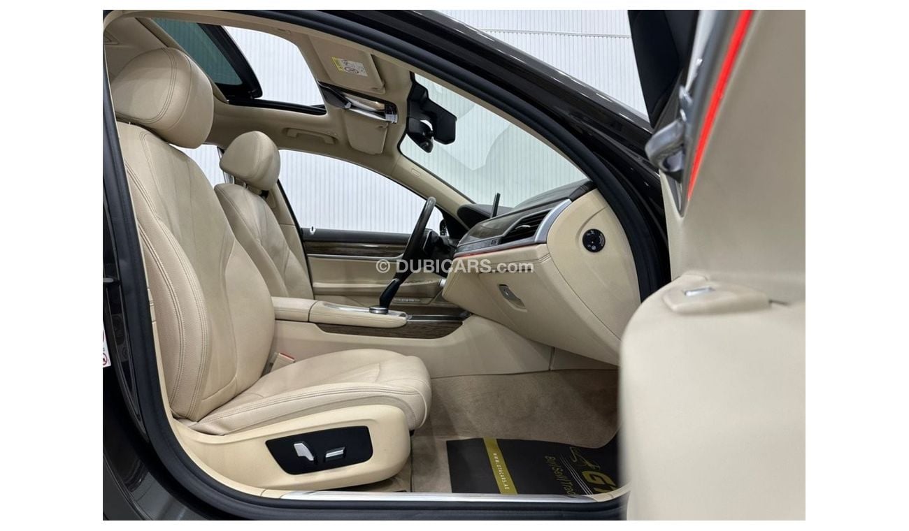 بي أم دبليو 740Li 2017 BMW 740Li Executive, June 2025 BMW Service Contract, Warranty,  GCC