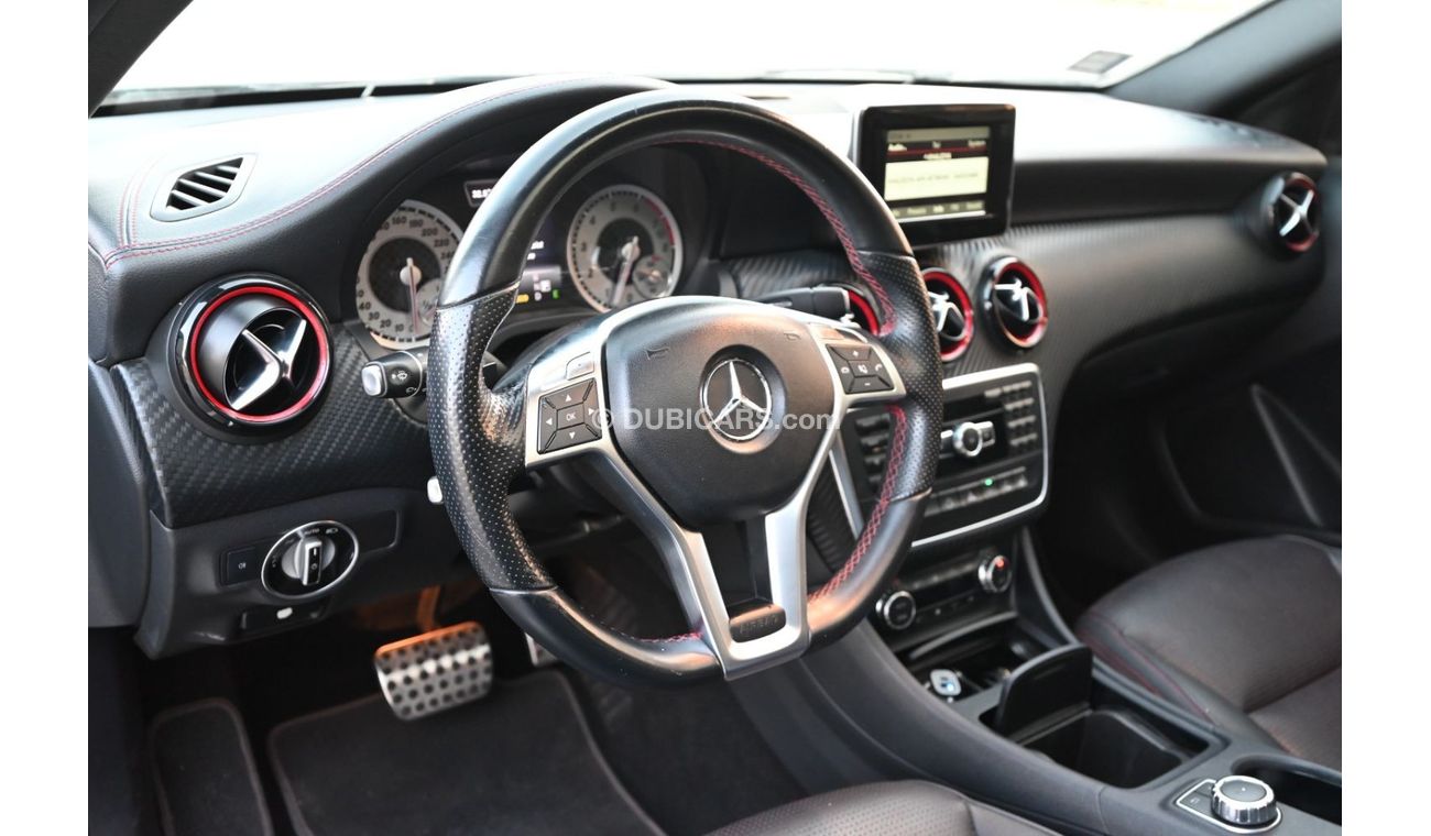 Mercedes-Benz A 250 0% DP  - GCC SPECS - MERCEDESE A250 AMG KIT - 2.0 TURBO CHARGE I4 2014 - MINT CONDITION