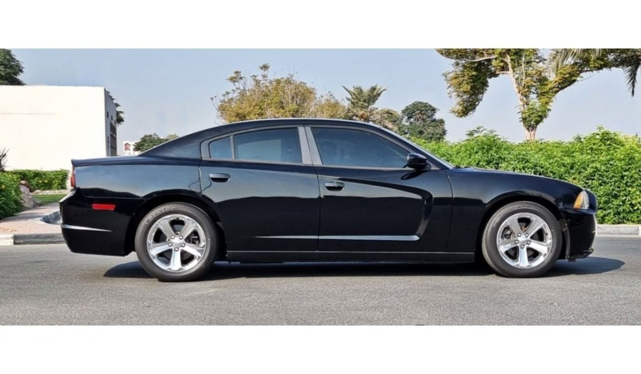 Dodge Charger SXT-3.6L-V6_2012-Full Option-Perfect condition