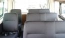 Toyota Hiace Toyota hiace 2.5L MY2024 diesel standard roof for export only