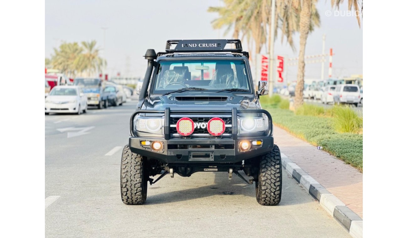 تويوتا لاند كروزر بيك آب 2019 Land Cruiser pick up double cabin Diesel Right hand drive