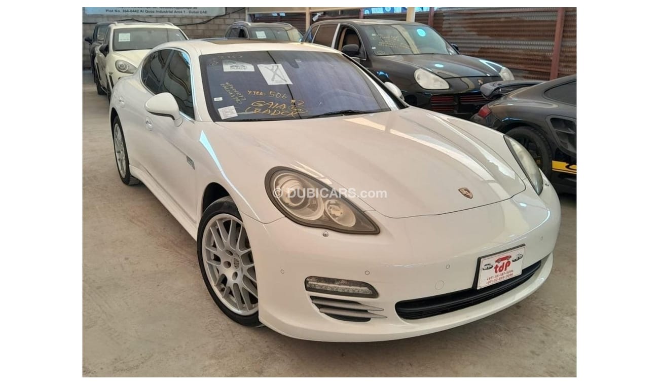 Porsche Panamera PORSCHE PANAMERA 4S 4.8L 2010, SPORTS CHRONO PACKAGE, SPECIAL BLUE INTERIOR, AND MORE..