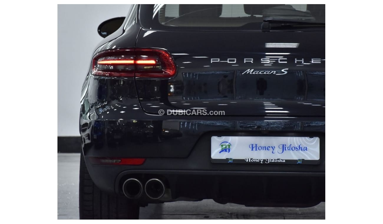 بورش ماكان EXCELLENT DEAL for our Porsche Macan S ( 2015 Model ) in Black Color GCC Specs