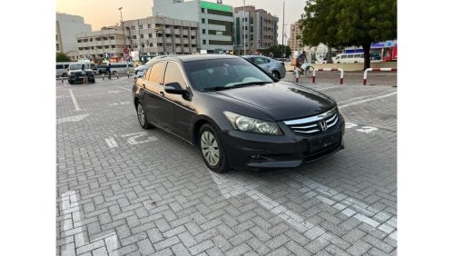 هوندا أكورد LX LTD