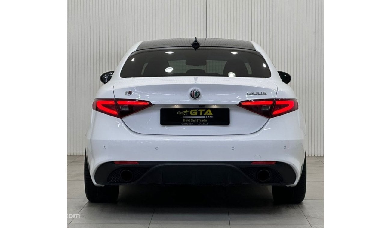 ألفا روميو جوليا 2023 Alfa Romeo Giulia Veloce, Dec 2027 Agency Warranty + Service Package, Full Service History, GCC