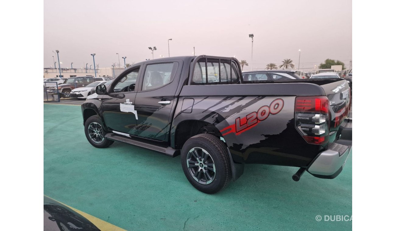 Mitsubishi L200 4X4 MANUAL PETROL 2023