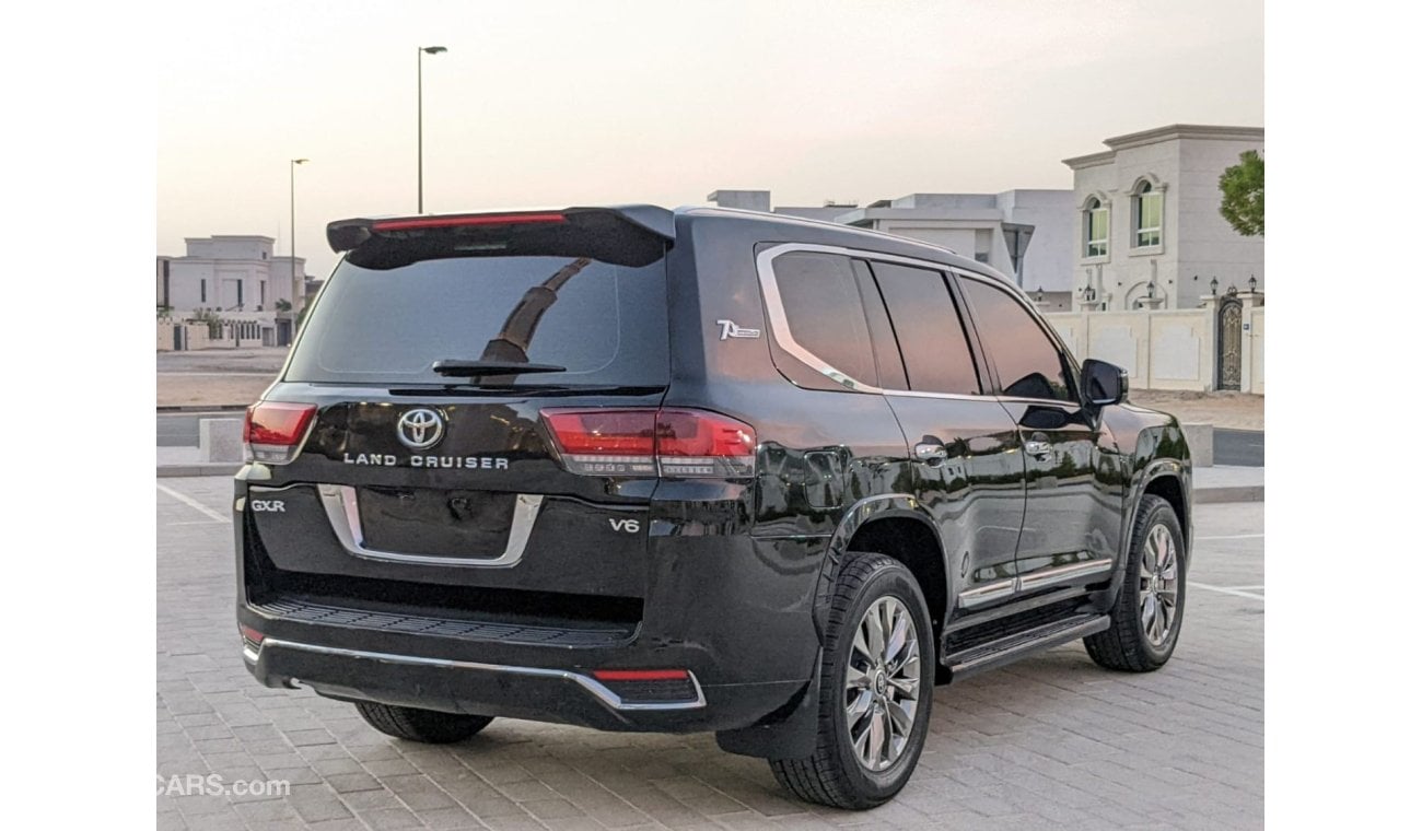 تويوتا لاند كروزر Land Cruiser 2010 Facelifted 2024 with interior and exterior  V6