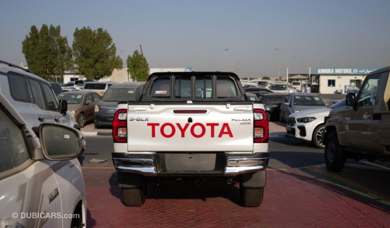 تويوتا هيلوكس TOYOTA HILUX DC 2.7L SGLX 4X4 PTR A/T FULL OPTION SAUDI SPEC.