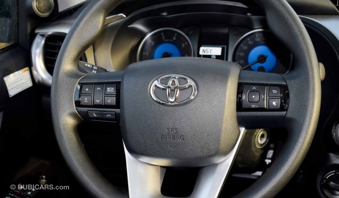 Toyota Hilux SR5 4x4 2.5L تويوتا هايلوكس