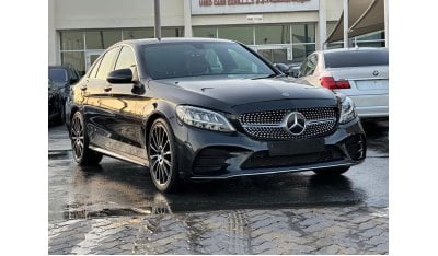 مرسيدس بنز C200 Mercedes C200_Gcc_2020_Excellent_Condition _Full option