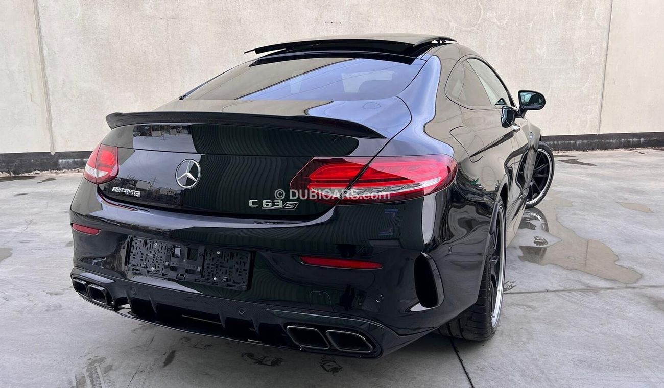 Mercedes-Benz C 63S AMG Carbon Ceramic Package