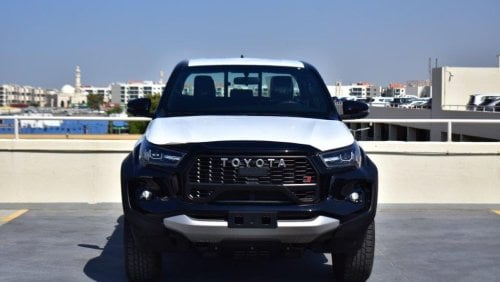 تويوتا هيلوكس TOYOTA HILUX GR SPORT diesel 2.8 L FULL OPTION