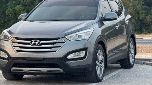 Hyundai Santa Fe GLS In excellent condition and requires no expenses