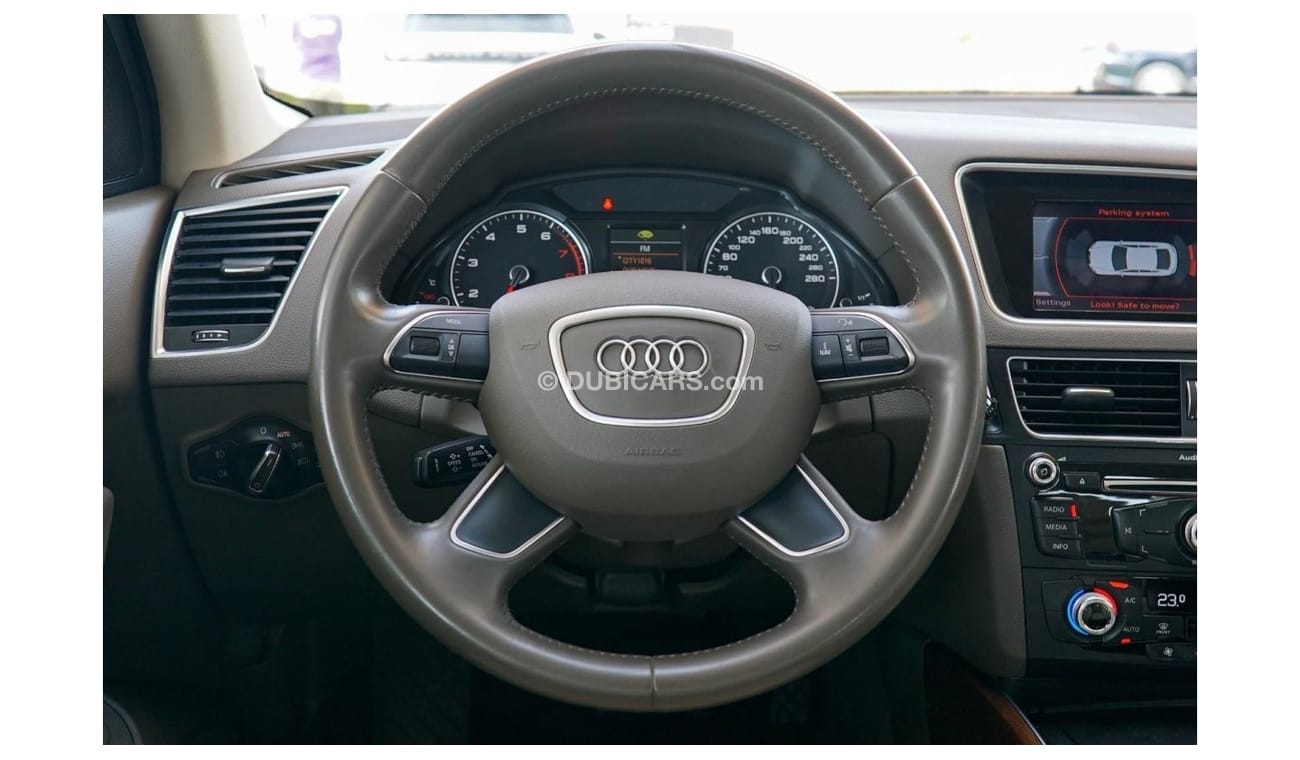 Audi Q5 40 TFSI Audi Q5 40TFSI Quattro 2015 GCC under Warranty with Flexible Down-Payment.