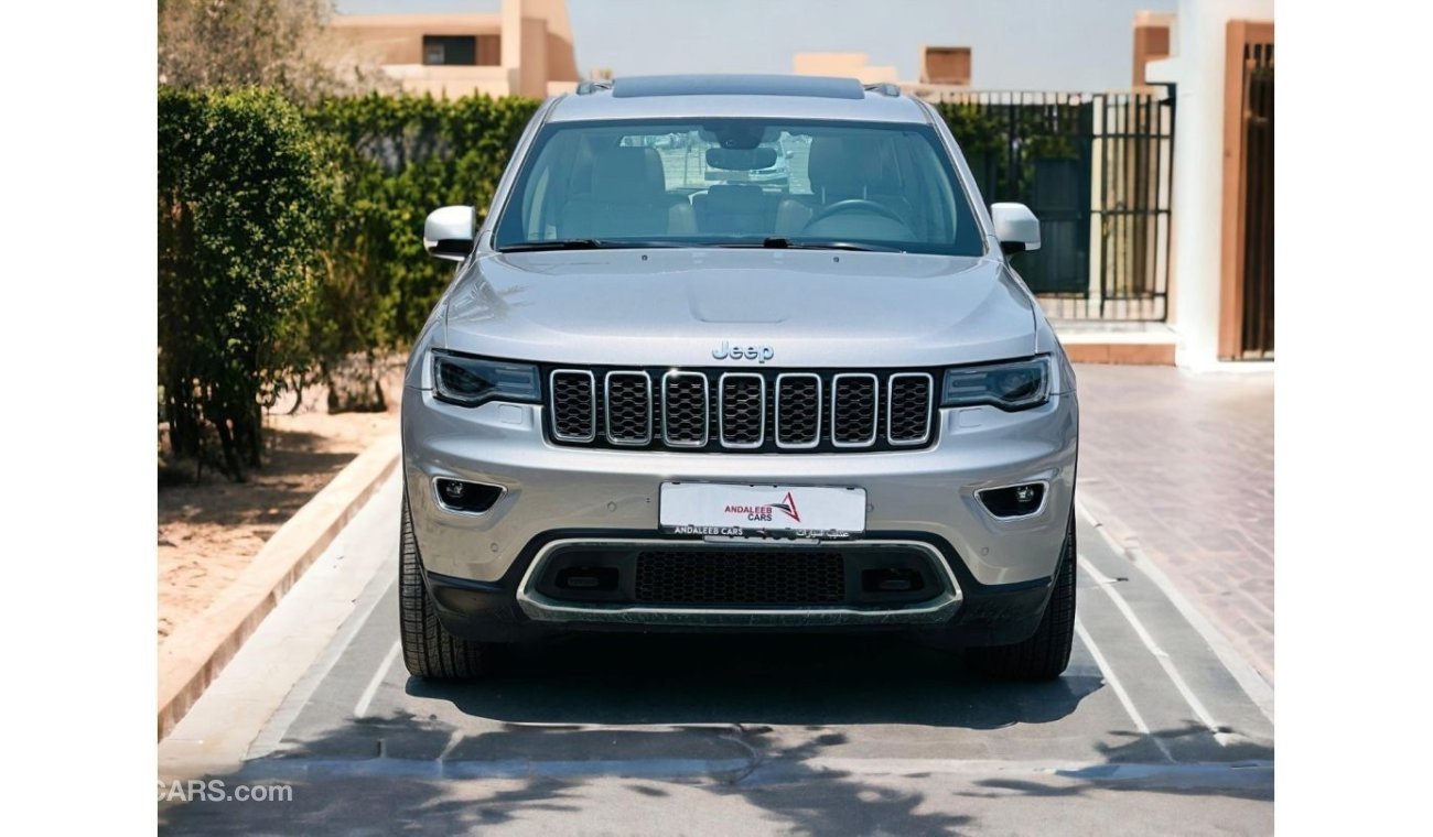 جيب جراند شيروكي AED1,100 PM | JEEP GRAND CHEROKEE 2017 LIMITED 4X4 | FSH | GCC SPECS | FIRST OWNER