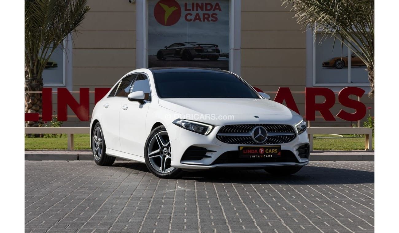 مرسيدس بنز A 200 Premium 1.4L Mercedes-Benz A200 Premium 2021 GCC under Warranty with Flexible Down-Payment.