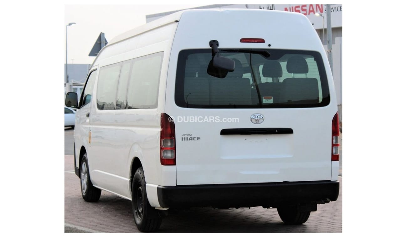 Toyota Hiace Toyota Hiace High Roof 2017 GCC, in excellent condition, without accidents, very clean from the insi